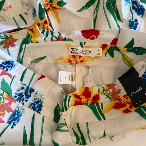 White Vinrant Floral Print Multicolor Women's Shorts - Picture 4 of 4